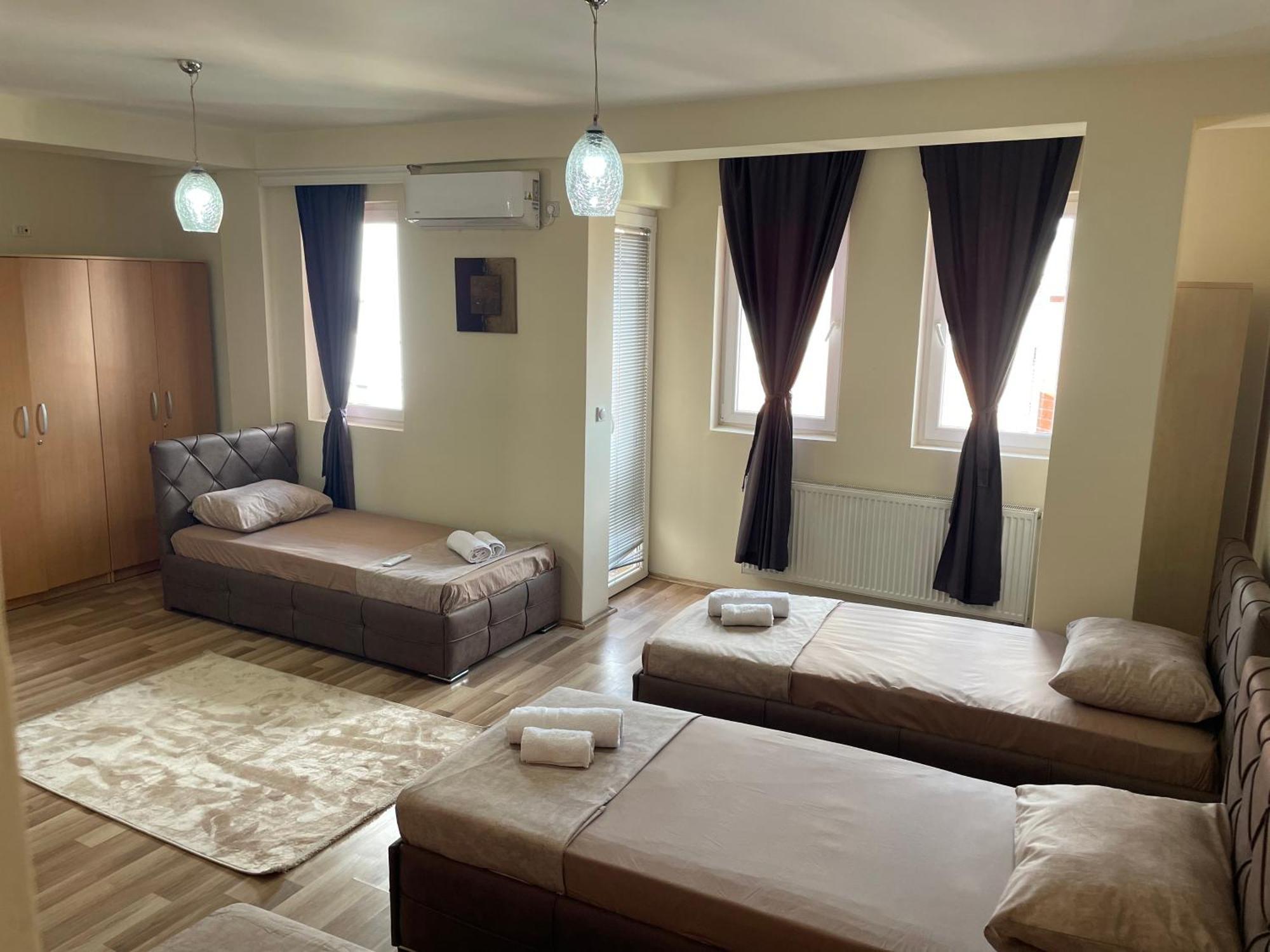 Hotel Balkan Skopje Ngoại thất bức ảnh